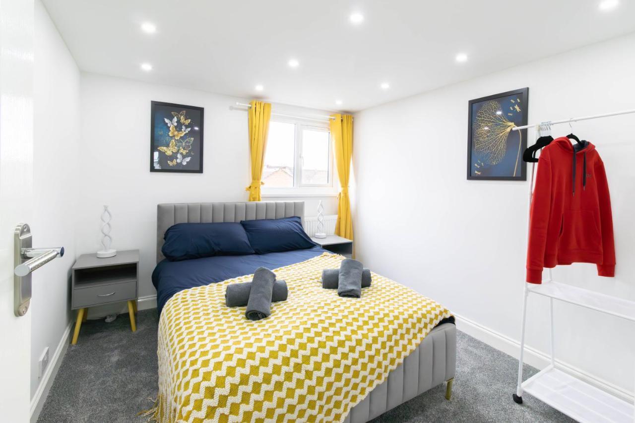 Open Mind Property - 6 Luxury Bedrooms With Free Parking Portsmouth Extérieur photo